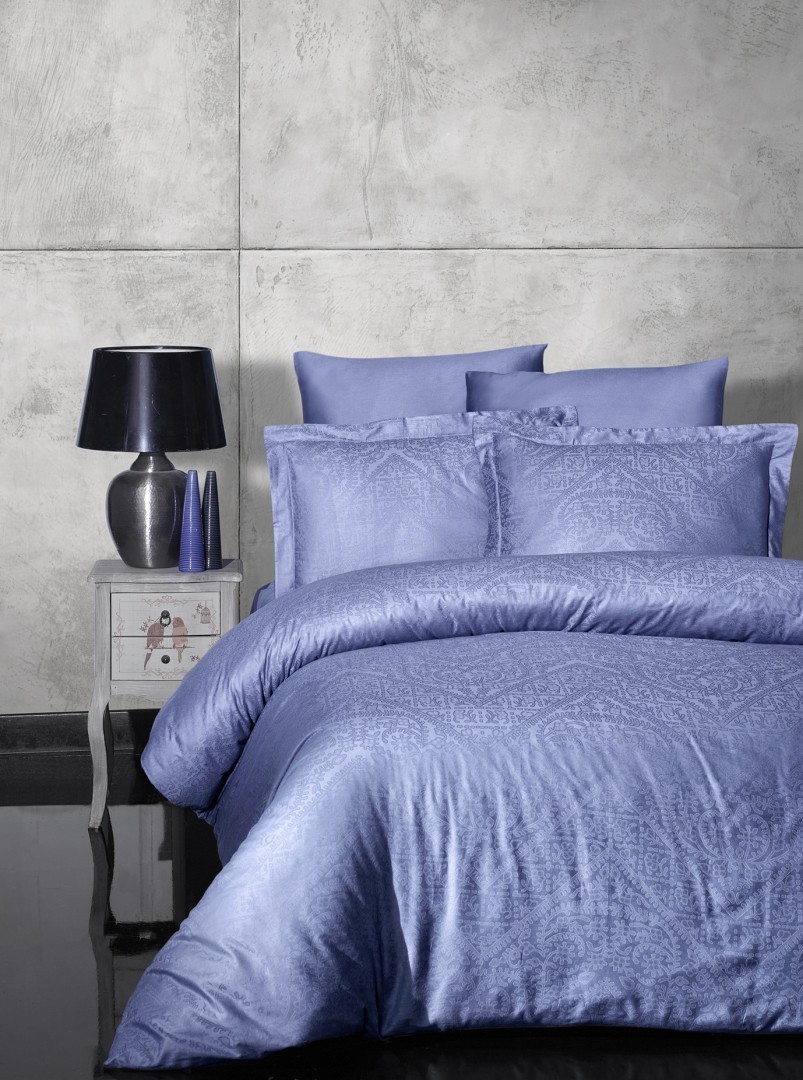 

Комплект постельного белья полуторный First Choice Jacquard SATIN Siray Indigo 160х220 (FCS-0384)