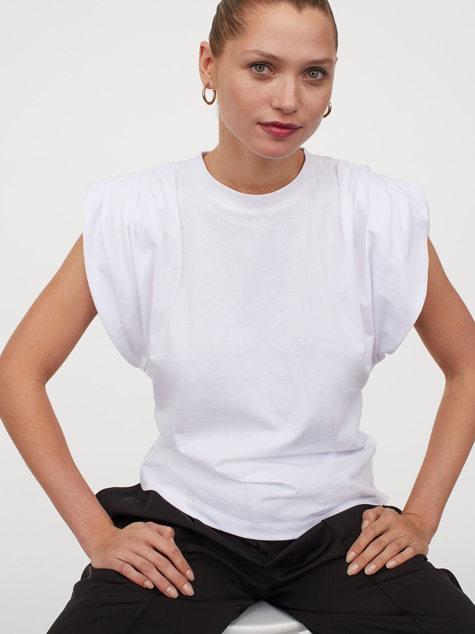 

Футболка H&M 9323652dm  Белая, Футболка H&M 9323652dm S Белая