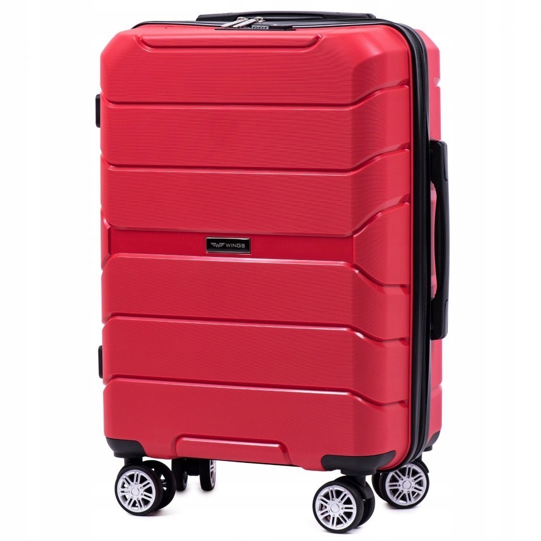 

Маленький пластиковый чемодан на 4 колесах WINGS PP05 S красный red