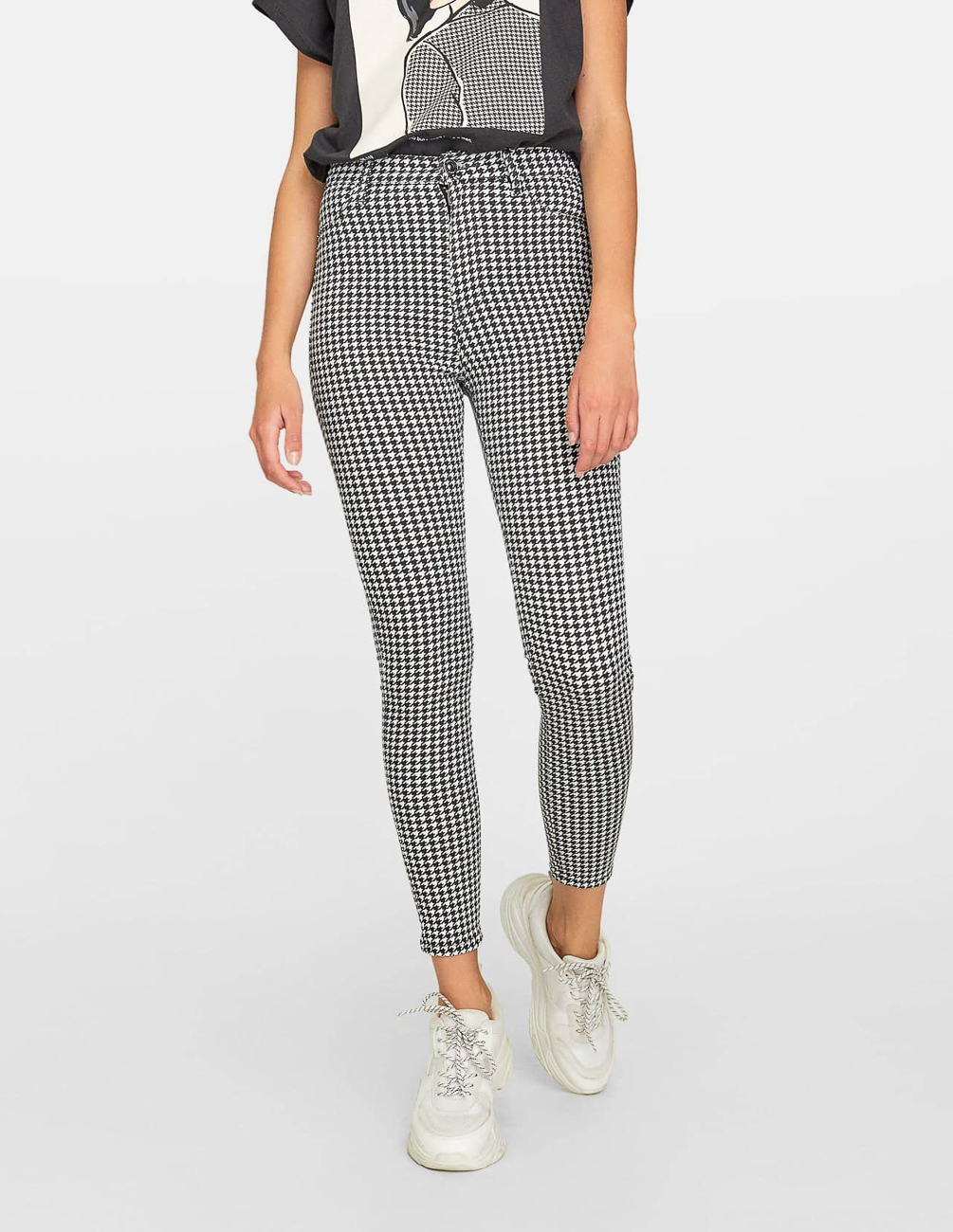 

Брюки Stradivarius Ж1052183 (4500/875/003) цвет черный-белый XXL