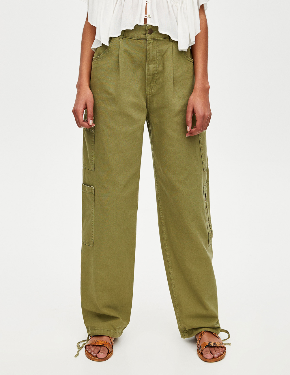 

Брюки PULL & BEAR Ж1053115 (9671/300/505) цвет зеленый XL