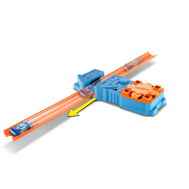 

Моторизованный ускоритель с машинкой Hot Wheels (GBN81)