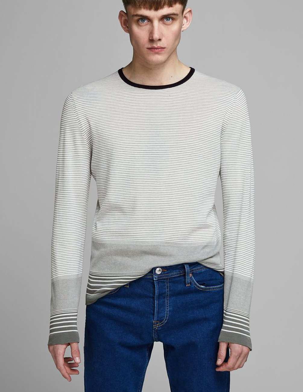 

Свитер JACK&JONES М0106365 цвет белый-серый, Свитер JACK&JONES М0106365 цвет белый-серый XL