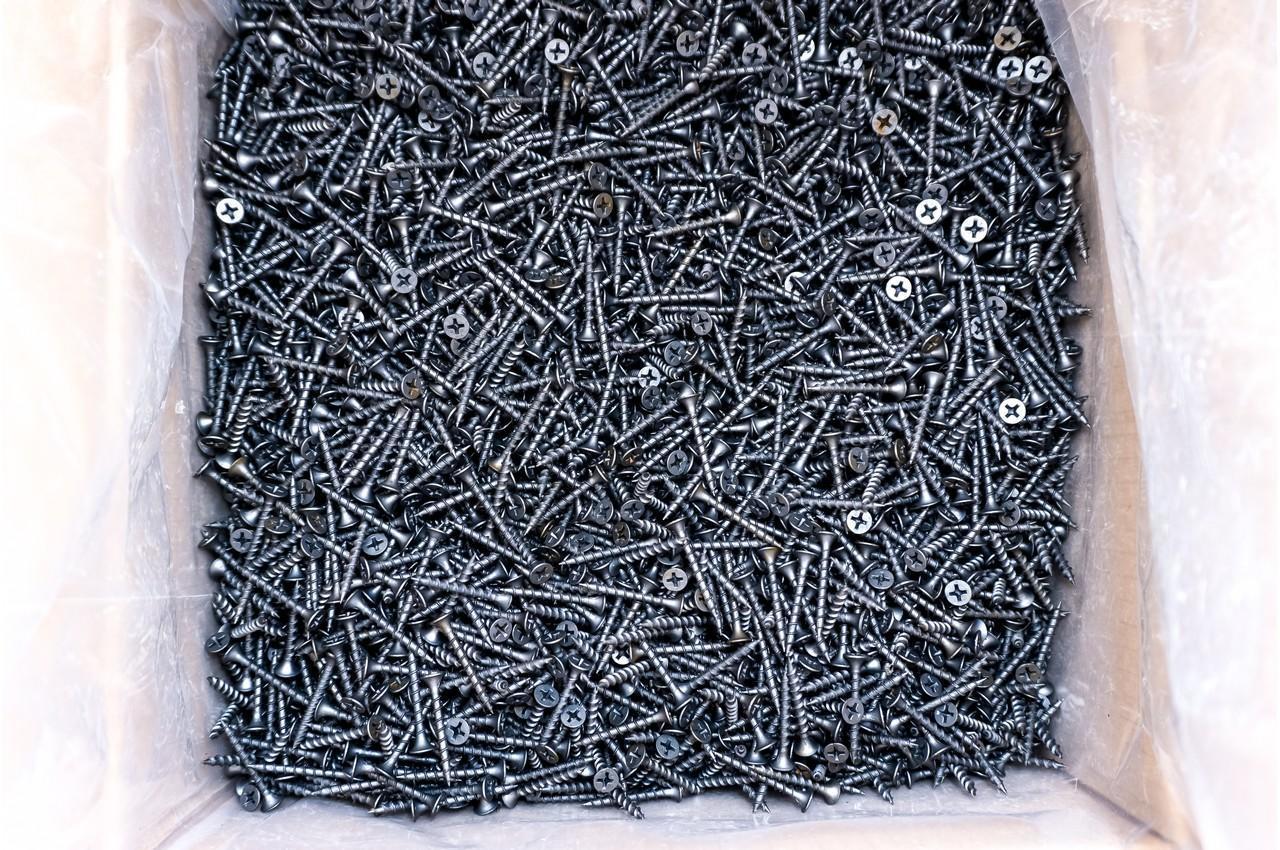

Саморез по дереву Apro - 3,5 x 60 мм 5500 шт (FD35060-C)