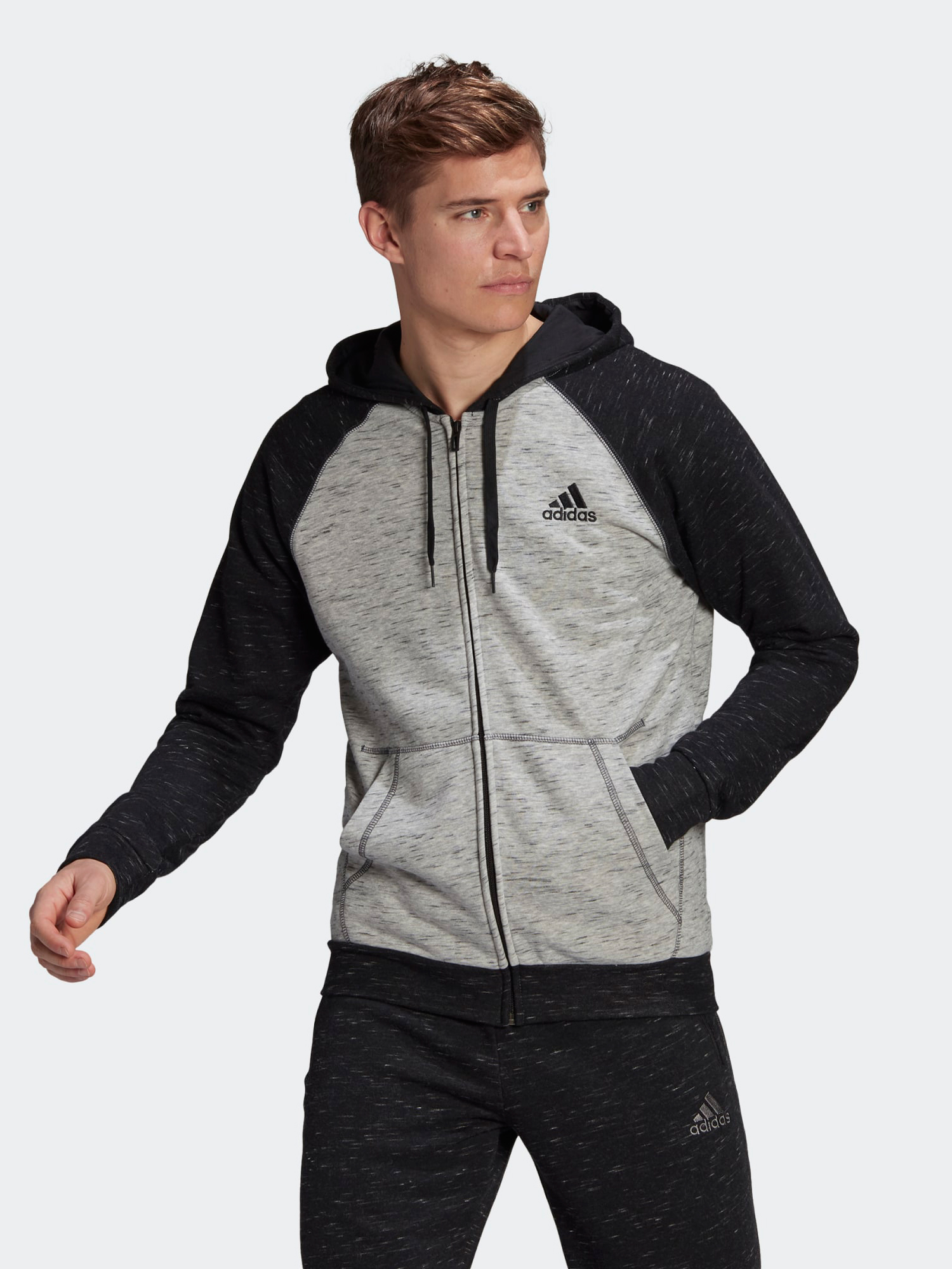

Толстовка Adidas M Mel Fz Hd GK8906 XL Mgreyh/Blckme