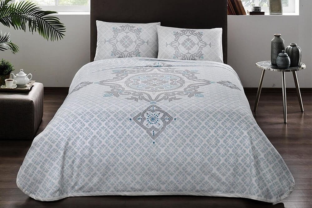 

Комплект постельного белья полуторный TAC Elegance Turqoise с покрывалом-пике