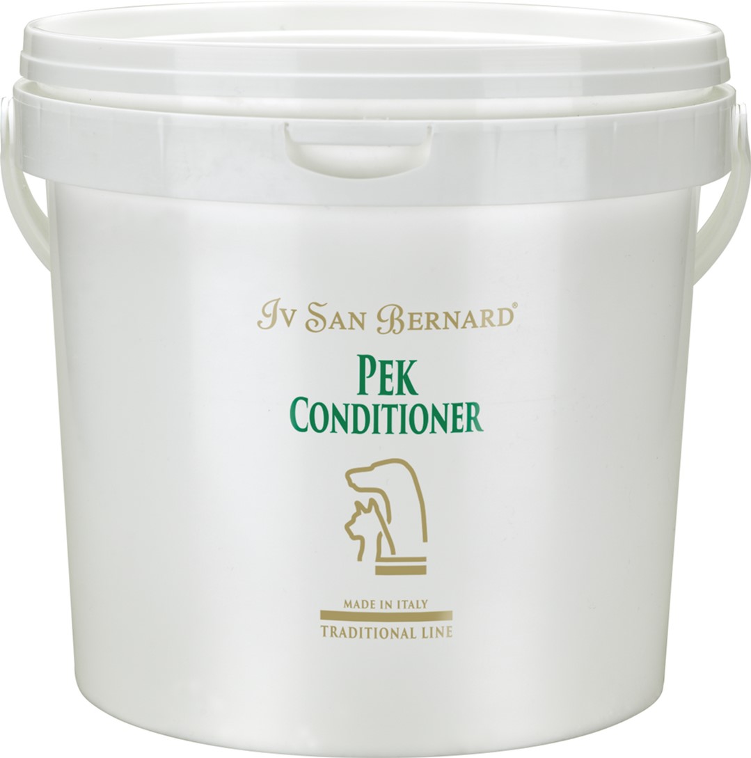 

Кондиционер-крем Iv San Bernard для собак и кошек PEK Conditioner устраняющий колтуны смягчающий 5 л (8760 NPEK5000)
