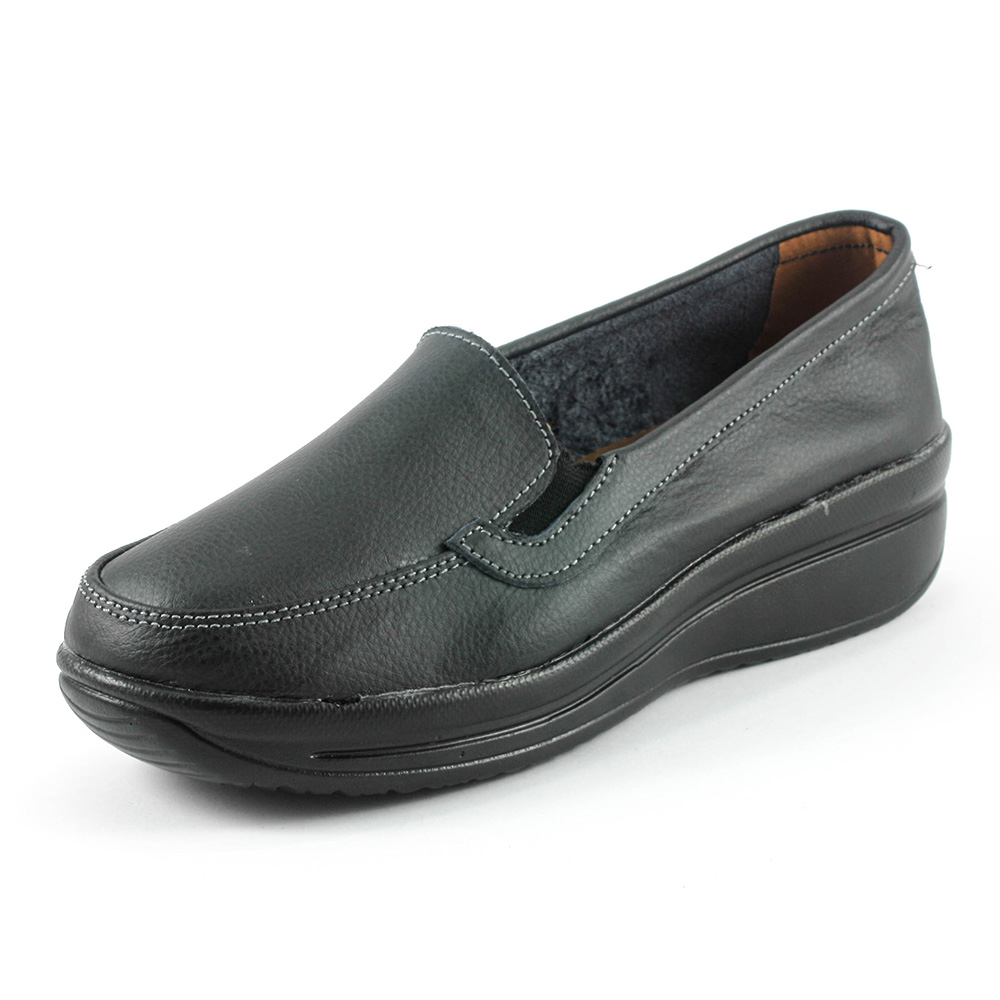 

Мокасины женские Zoja's shoes 75211-1 черная кожа (38)