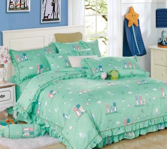 

Постельное белье CottonTwill из сатина детское "Зайцы на лужайке" Подростковый комплект