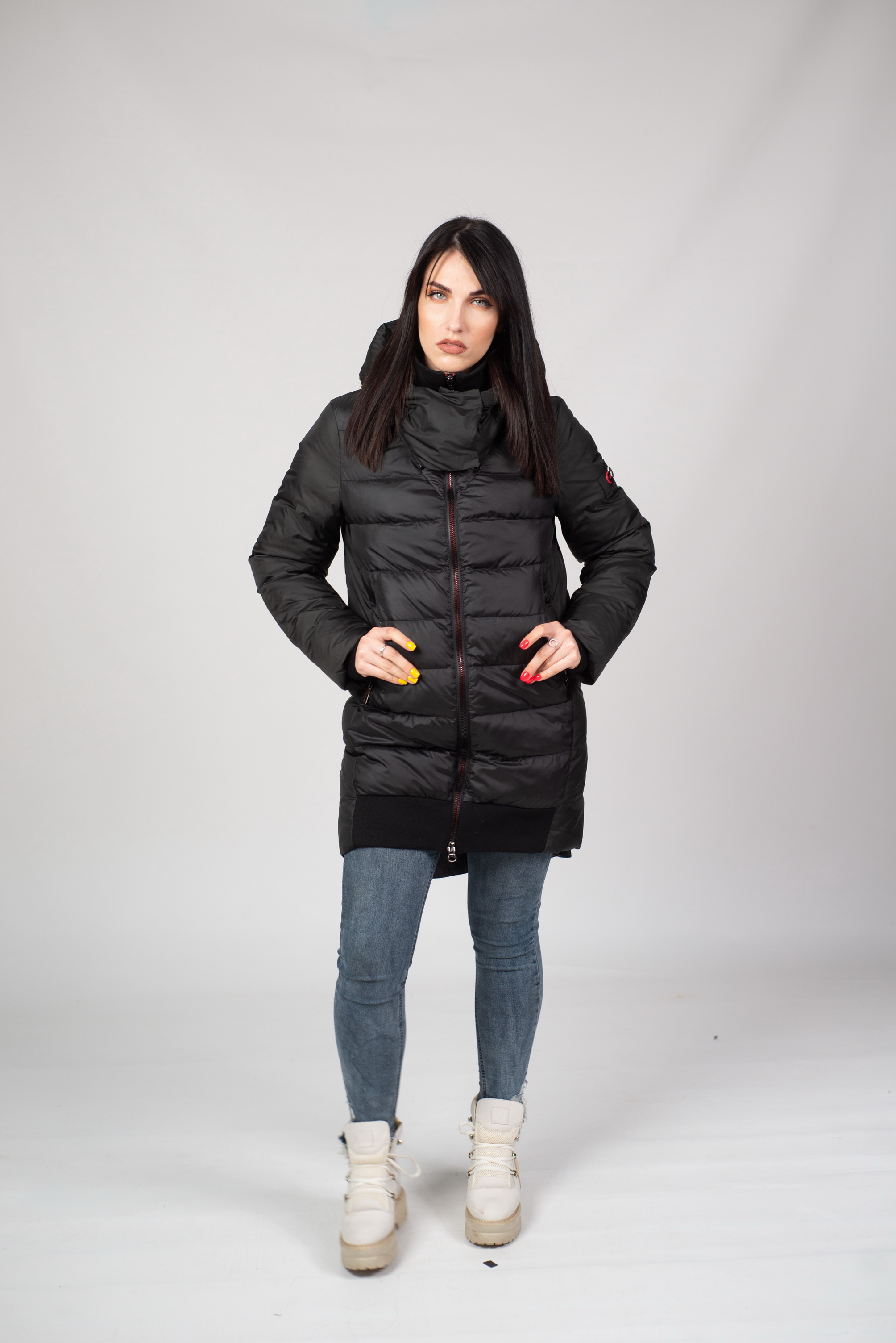 

Пуховик L'Arcobaleno 24510S050C001  Черный, Пуховик L'Arcobaleno 24510S050C001 50 Черный