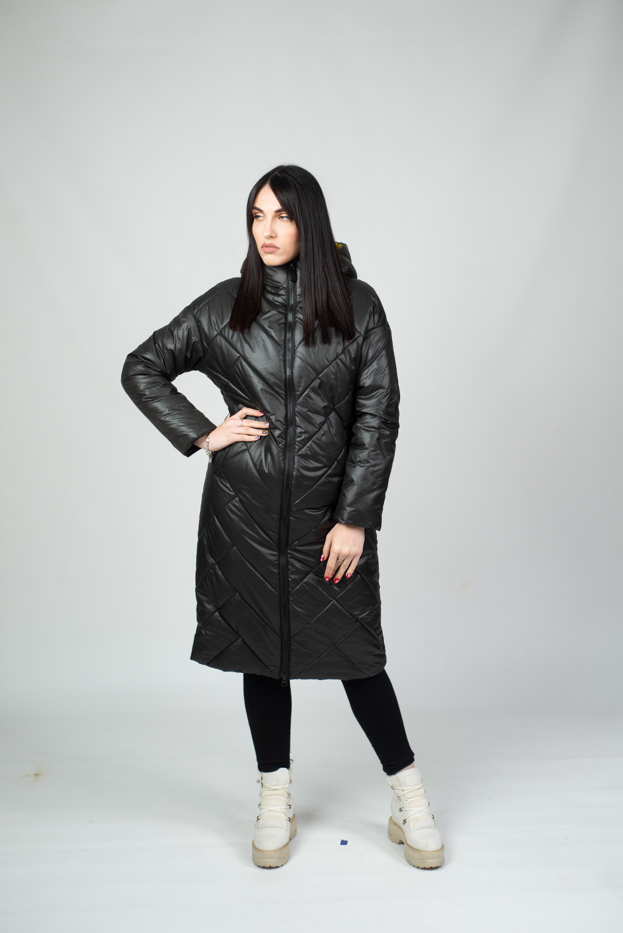 

Куртка зимняя L'Arcobaleno 24486S048C001  Черный, Куртка зимняя L'Arcobaleno 24486S048C001 48 Черный