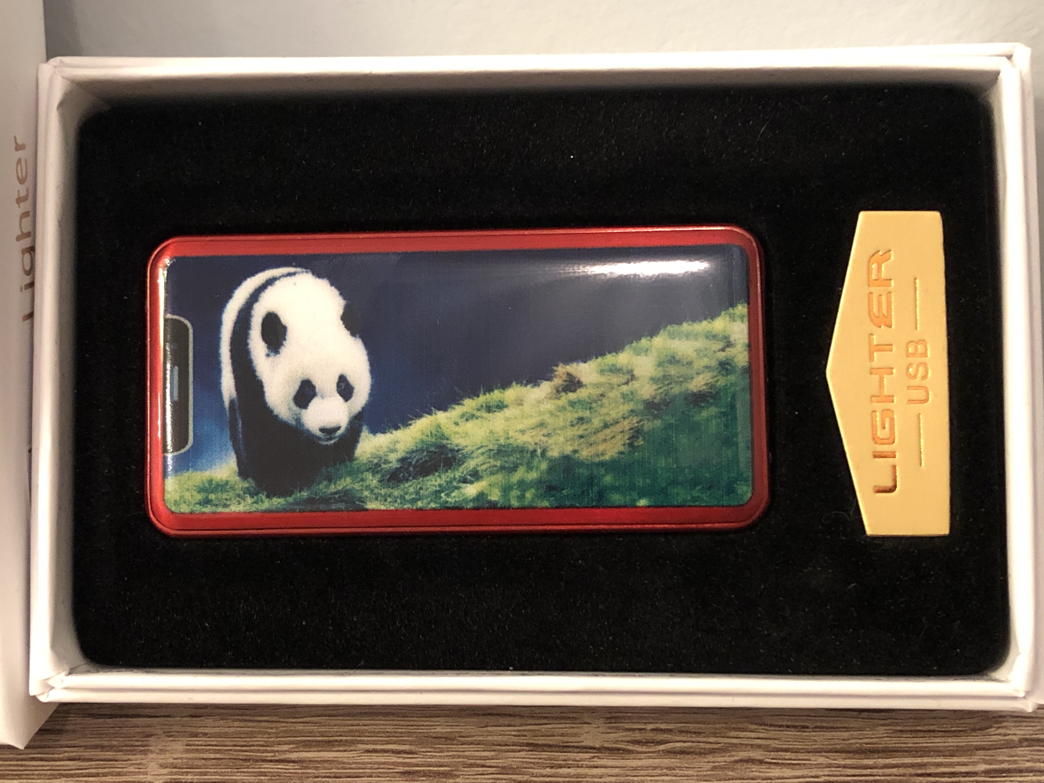 

Аккумуляторная импульсная электро USB зажигалка электрическая Lighter Panda слайдер в подарочной коробке Red