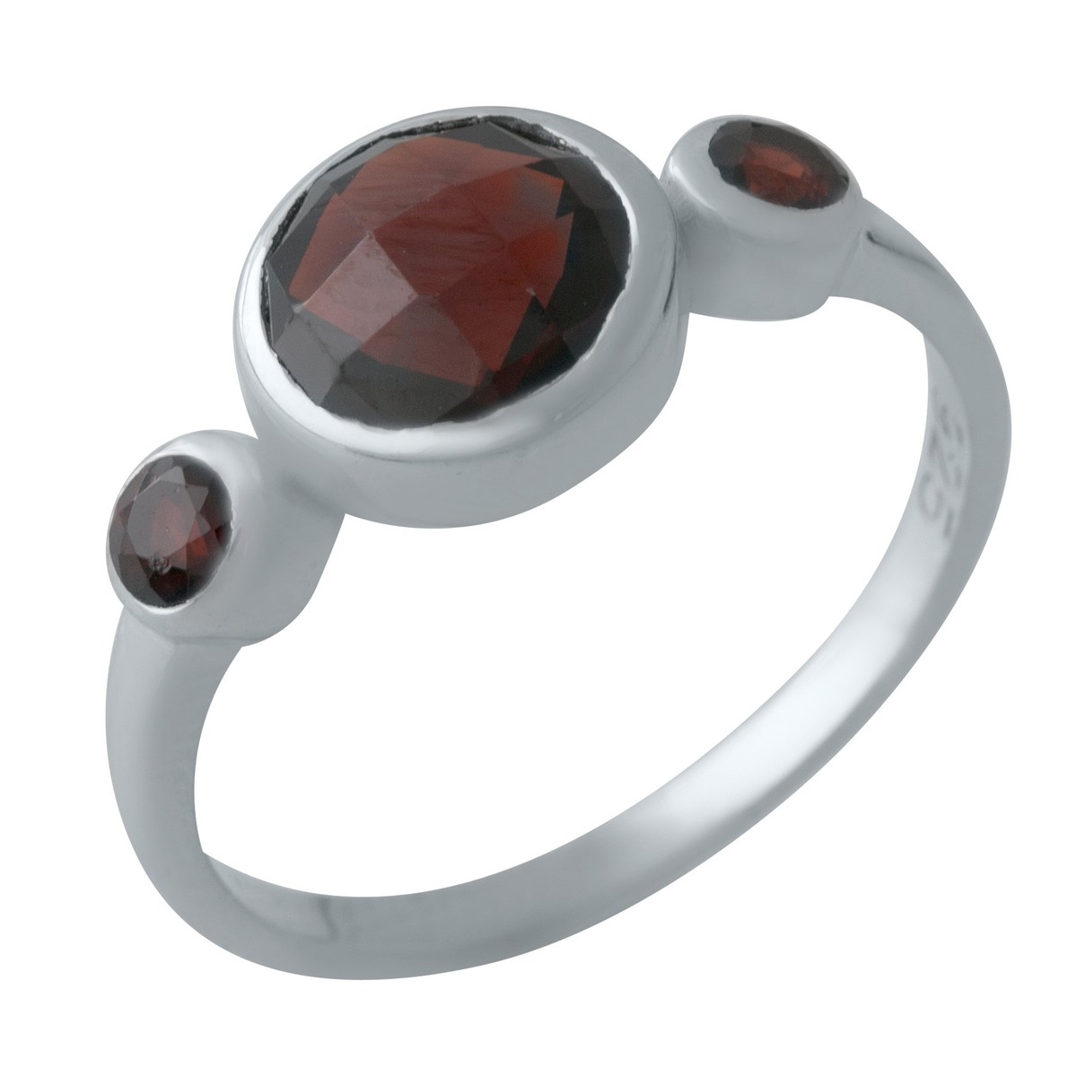 

Серебряное кольцо LAMIA с натуральным гранатом 0.33ct 17 размер