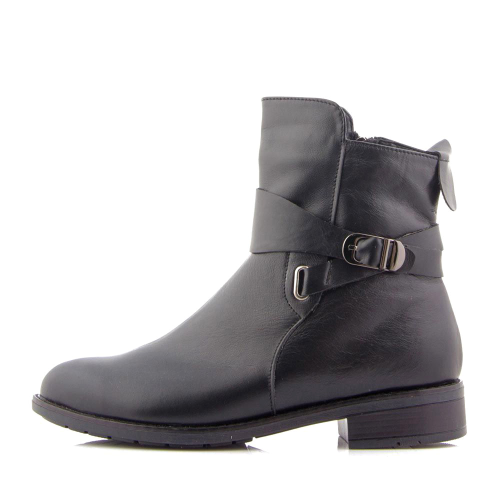 

Ботинки женские Footstep MS 22318 черный (38)