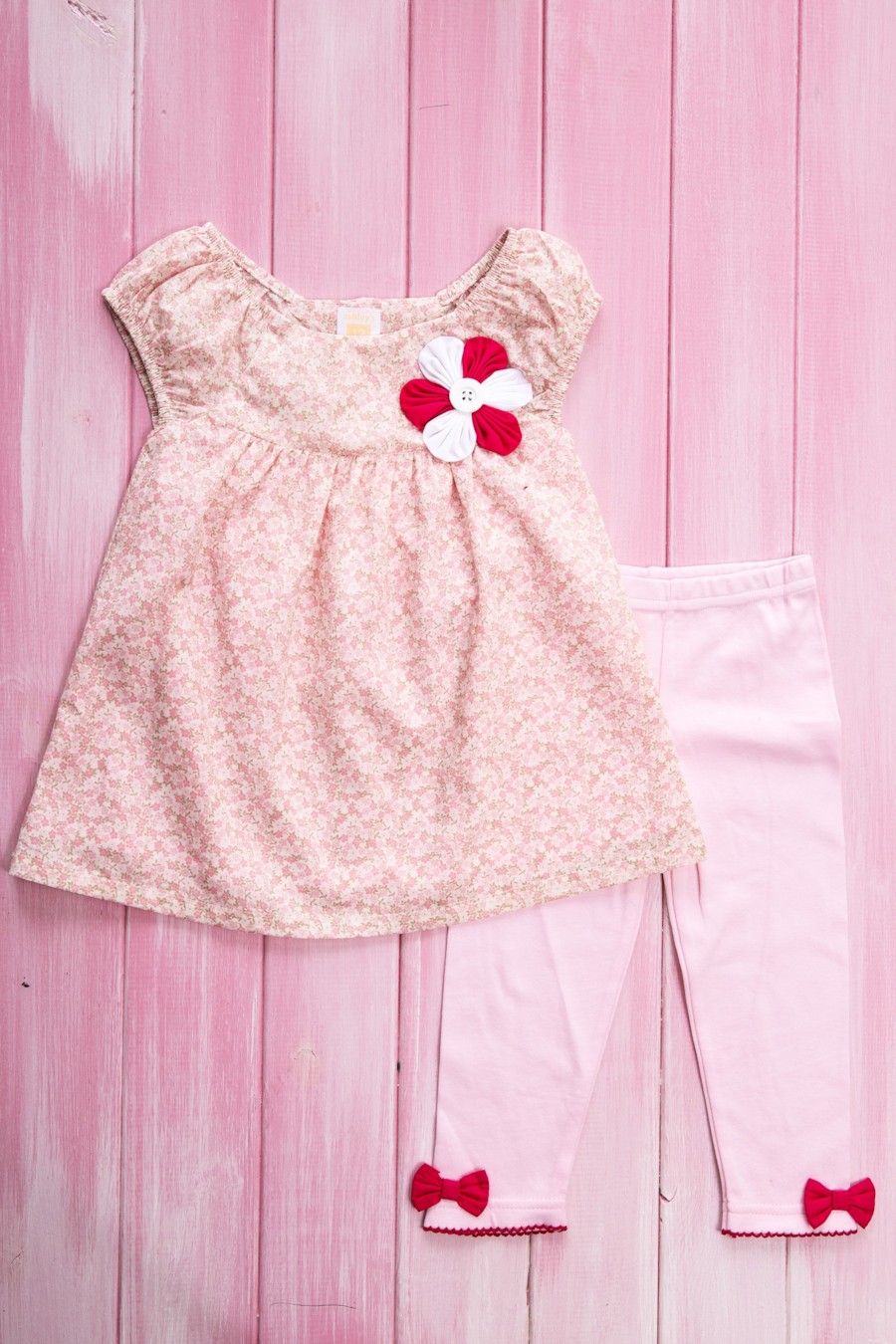 

Костюм для девочки: Туника и леггинсы, хлопок Laura Ashley 86(см) Розовый микс (55892)