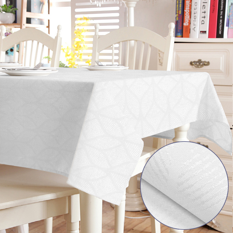 

Скатерть с акриловой пропиткой Louvre Ornament White 140x180