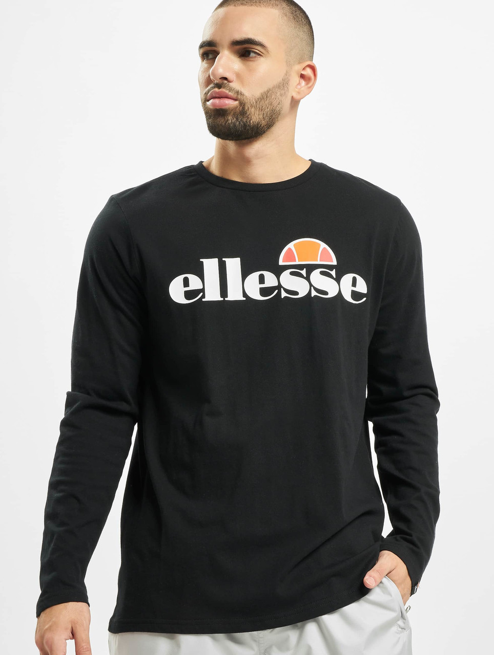 

Джемпер Ellesse Grazie Long-Sleeve T-Shirt Размер  Черный, Джемпер Ellesse Grazie Long-Sleeve T-Shirt Размер L Черный
