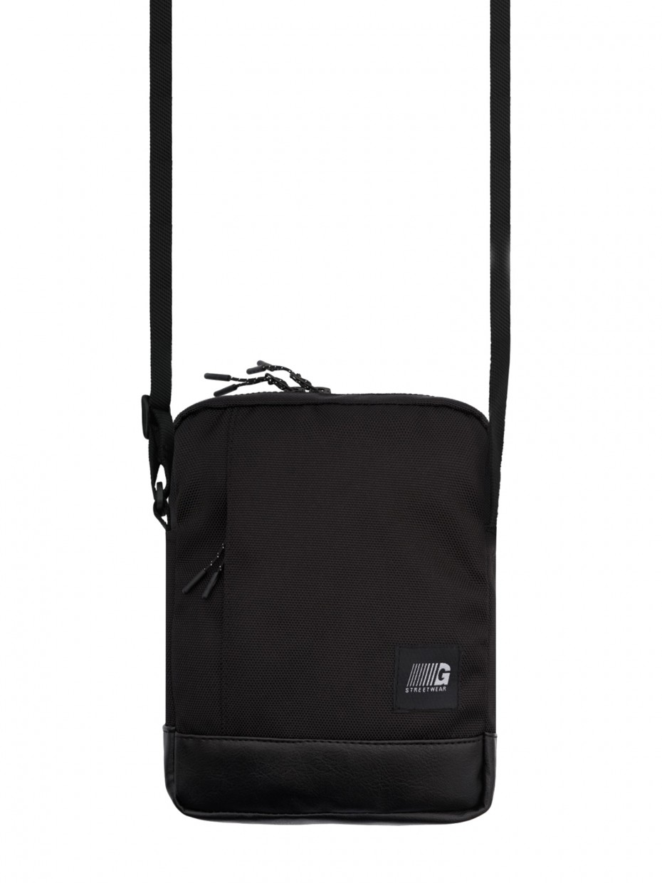 

Сумка через плечо GARD MESSENGER COPYLEATHER 4/18 черный 525