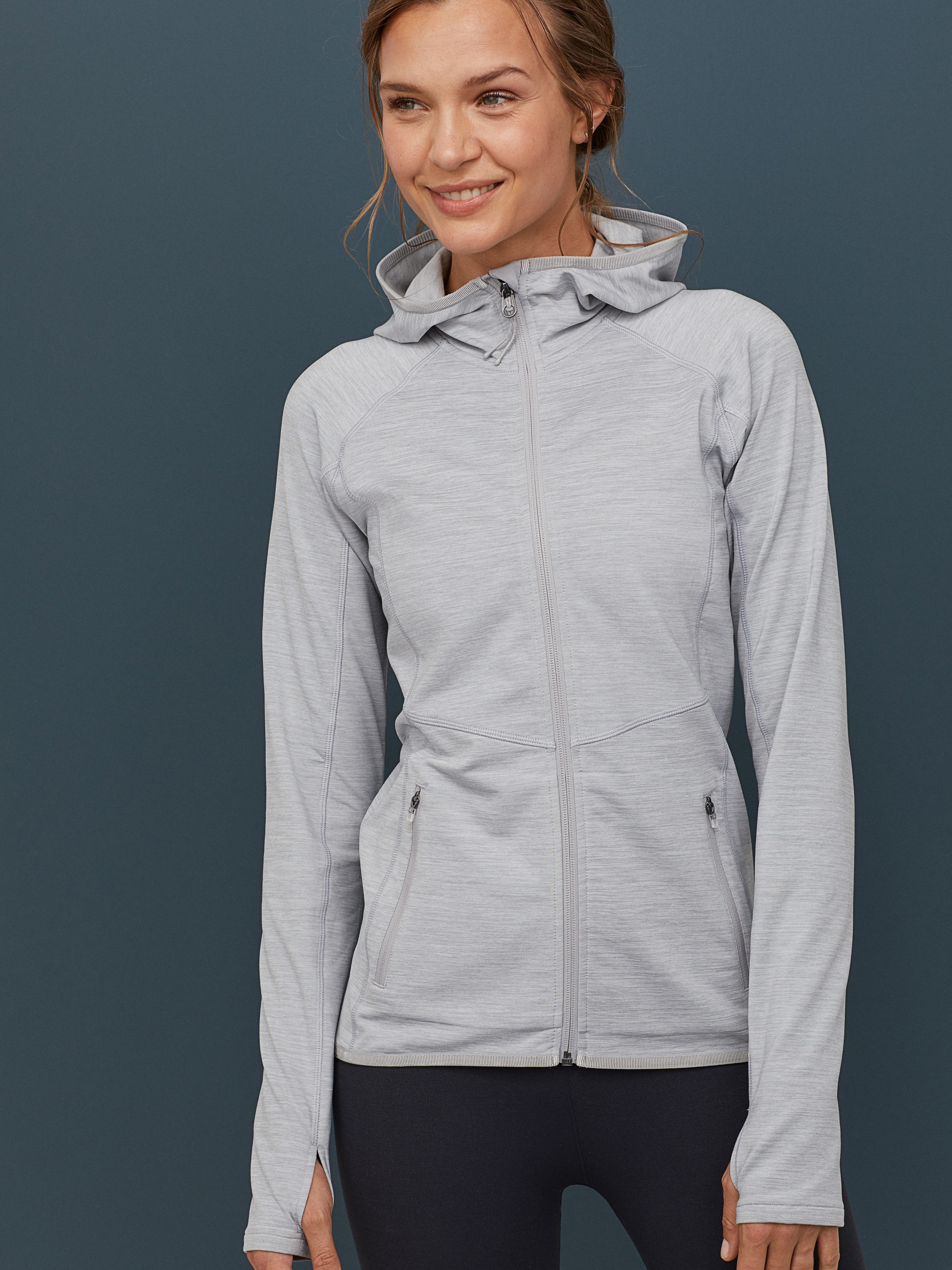 

Спортивная кофта H&M Sport 0805000-1 S Серая