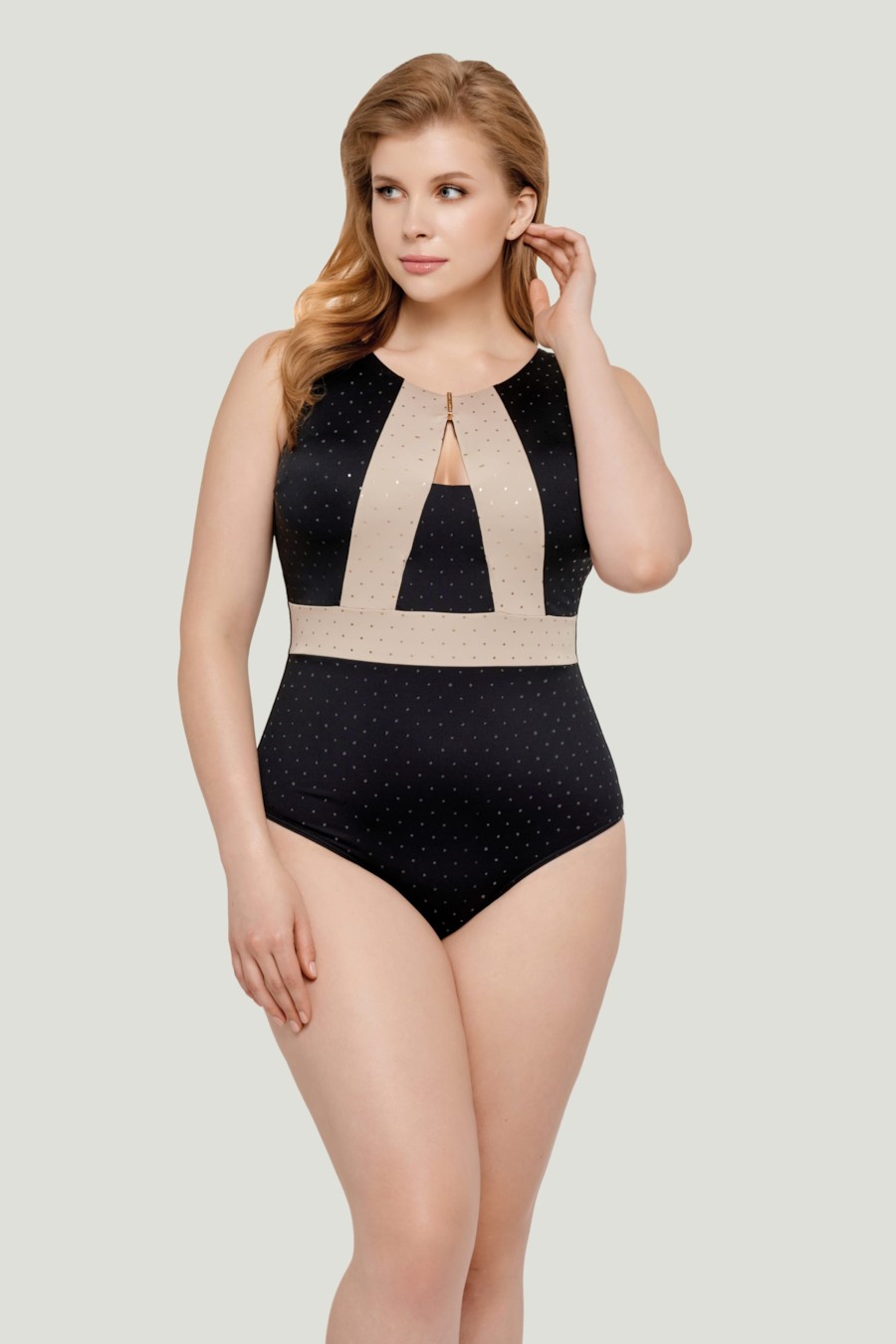 

Купальник слитный с уплотнённой чашкой Marc & Andre 54B/4XL Чёрный