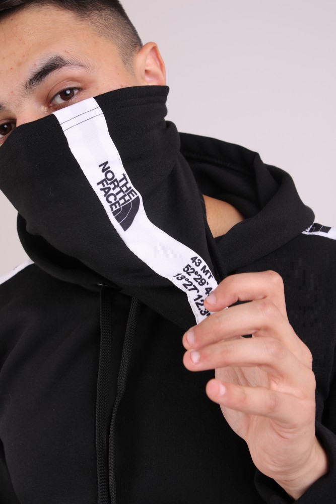 

Бафф утеплённый чёрный с лампасом The North Face