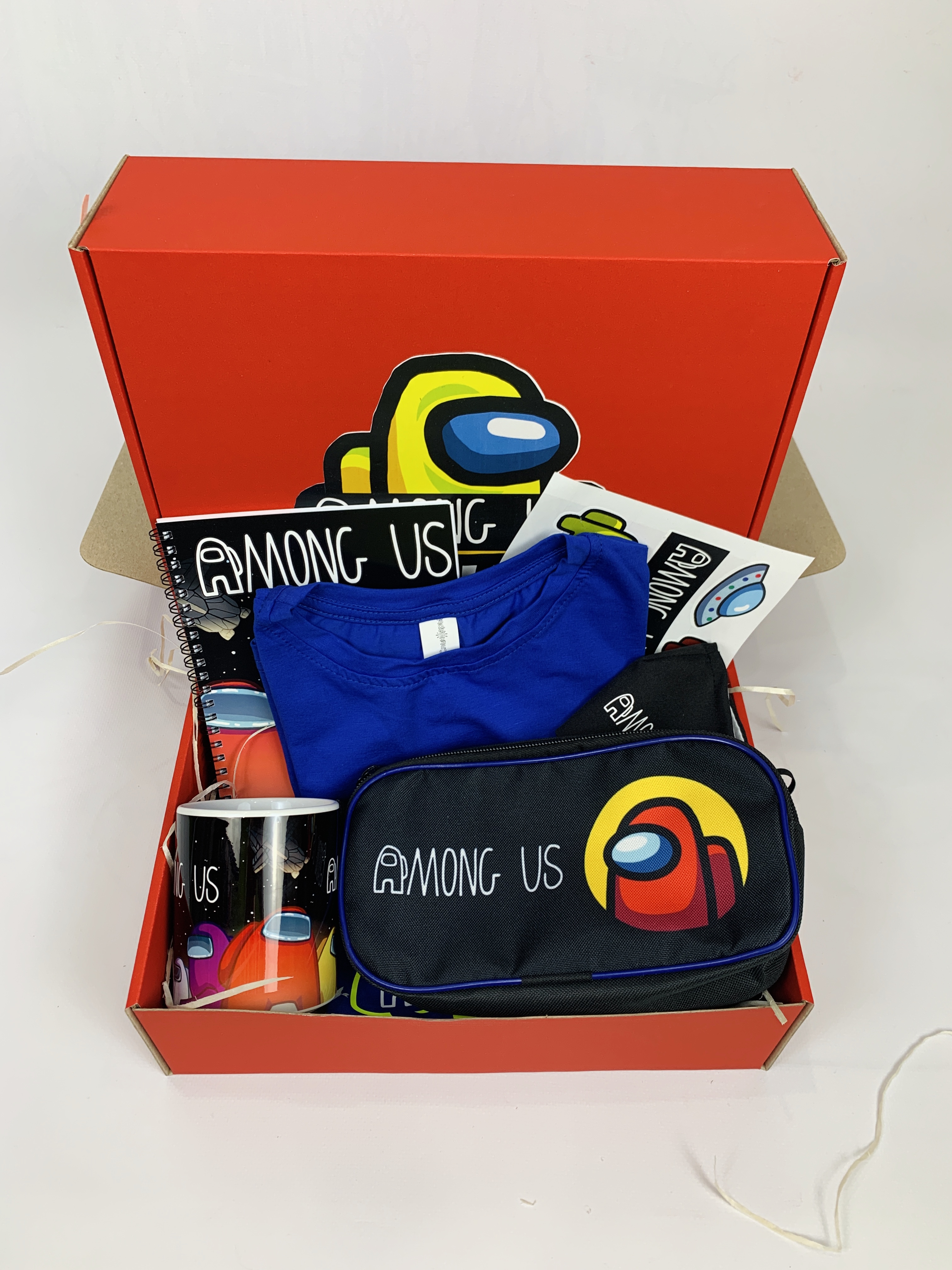 

Подарочный набор Marki On Among Us Box "Maxi Box" 060