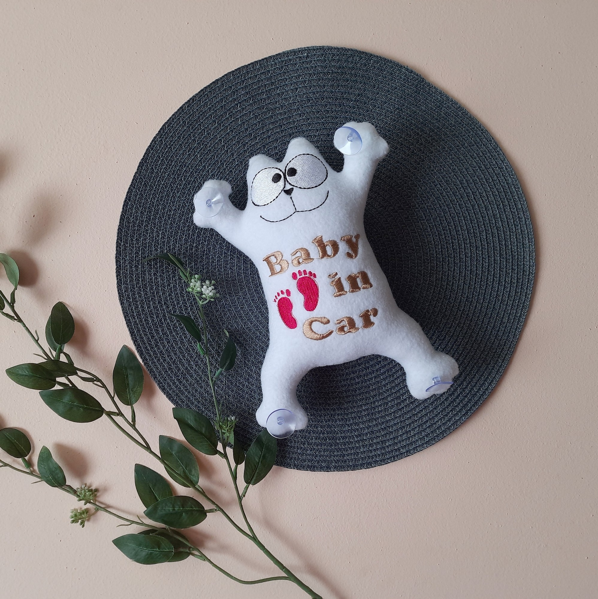

Мягкая игрушка на присосках в авто Baby Textile Кот Саймон Ребенок в машине ручная работа 26 см Белый