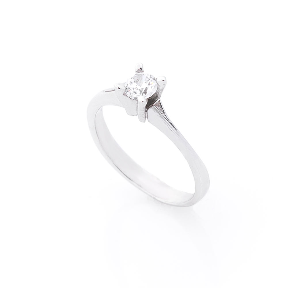 

Серебряное кольцо ОНИКС с фианитом 17 мм (вес 1.8 г) модели пр-11886-1,8-17