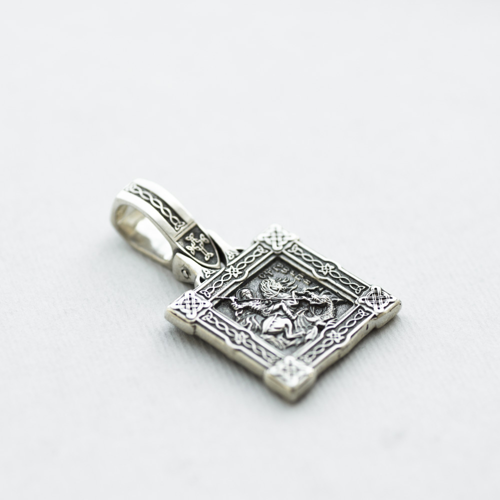 

Серебряная подвеска ОНИКС (вес 11.6 г) модели пр-132368-11,6