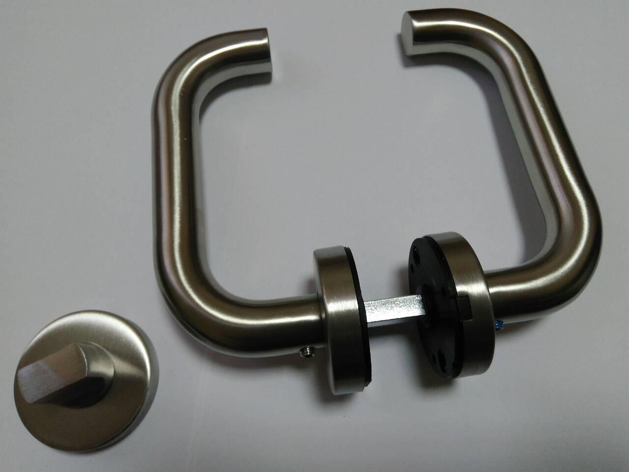 

Ручка Fimet 101 Inox (ручка в комплекте с накладками) Нержавеющая сталь WC - с фиксатором