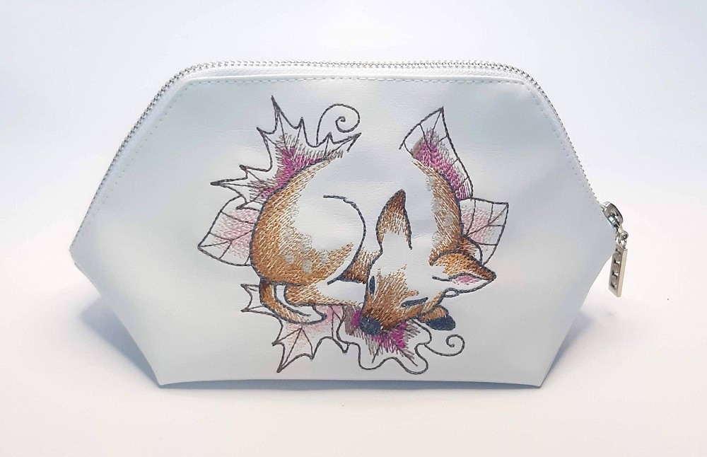 

Косметичка JK SewingWorkshop Оригами Олененок в листве Ivory (С-OFL-I)