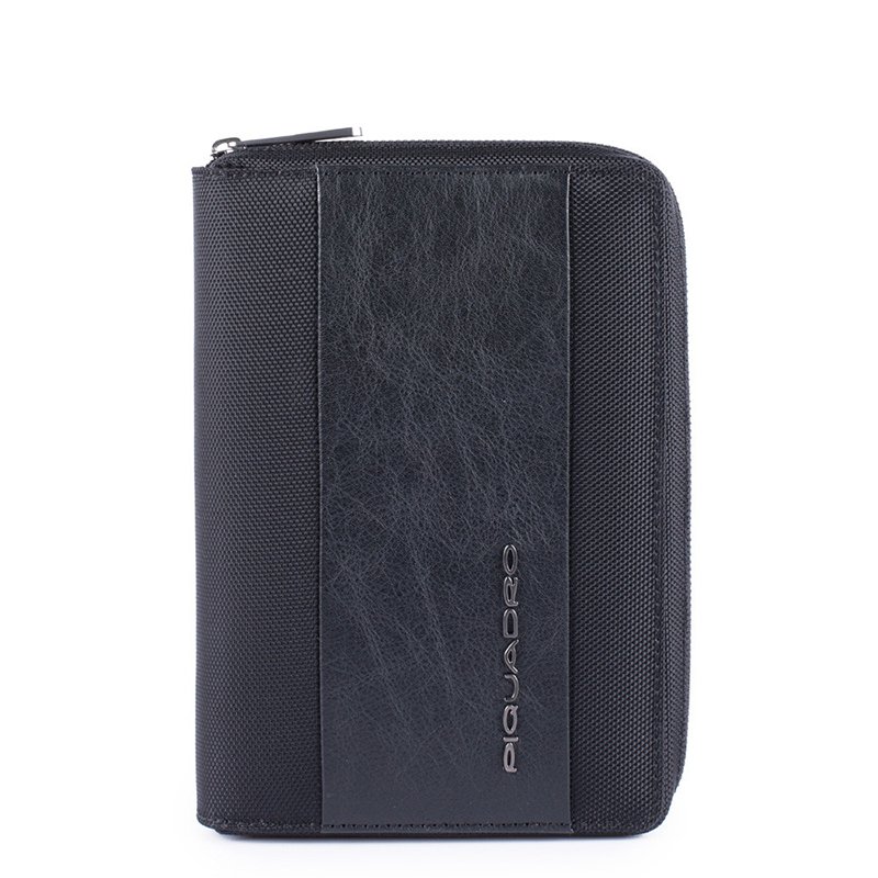 

Органайзер средний Piquadro Black BRIEF на молнии 115/BLU
