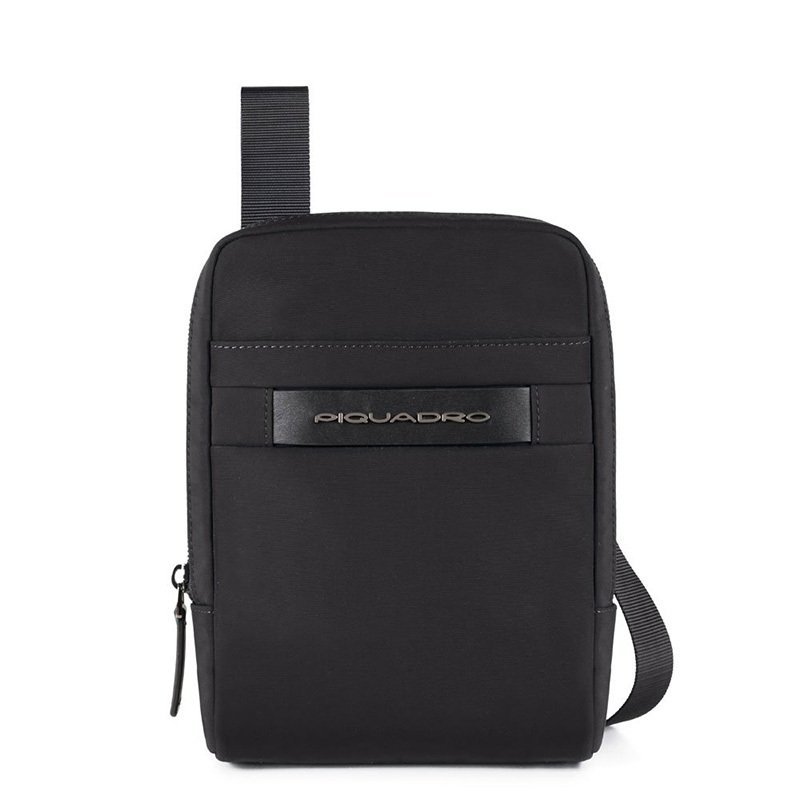 

Мужская сумка Piquadro PIERRE Black с отдел. для iPad mini на ремне