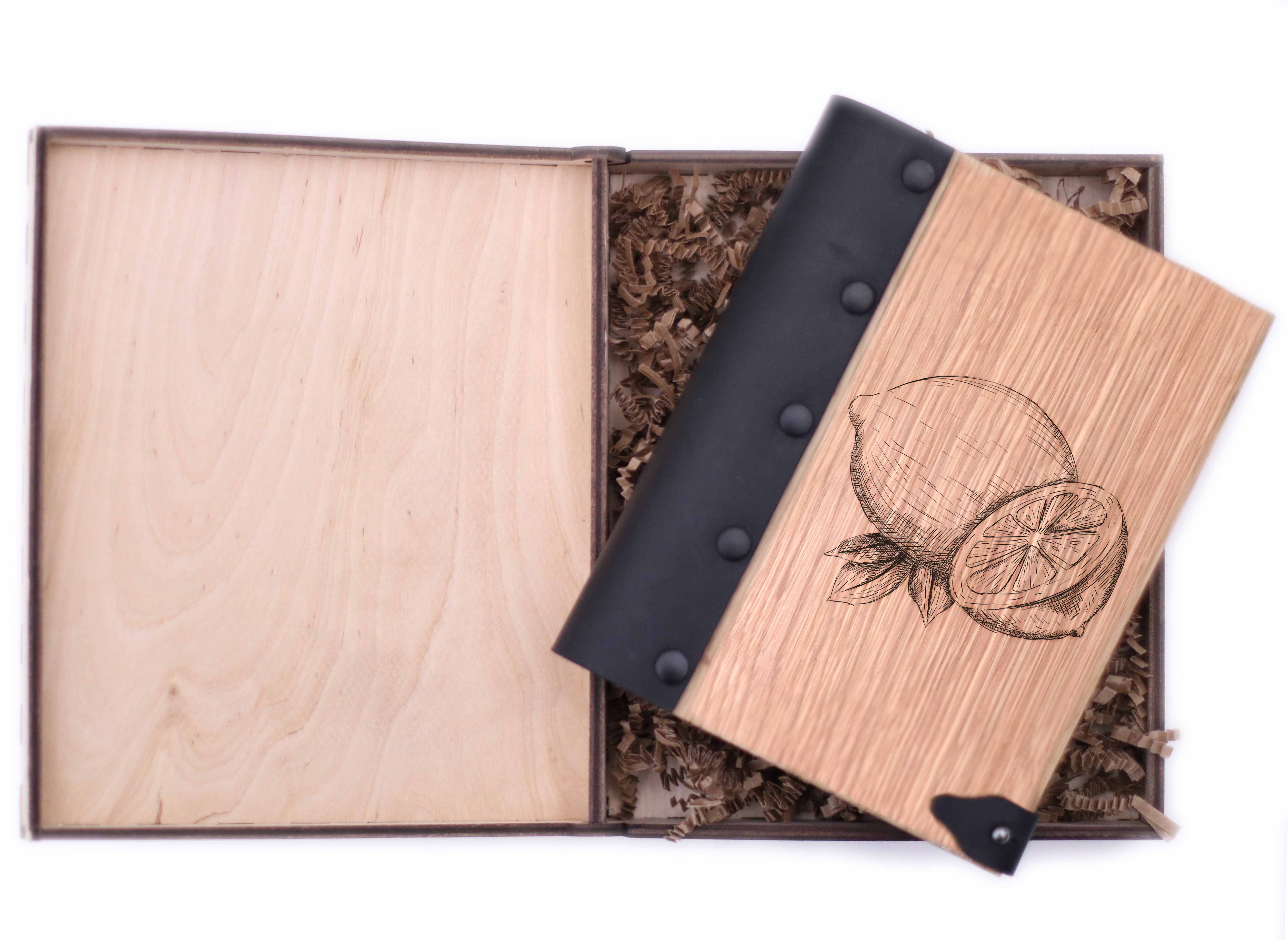 

Блокнот WOODEN NOTEBOOK Лимон Деревянная обложка А6 в точку 80 листов (WN0122)