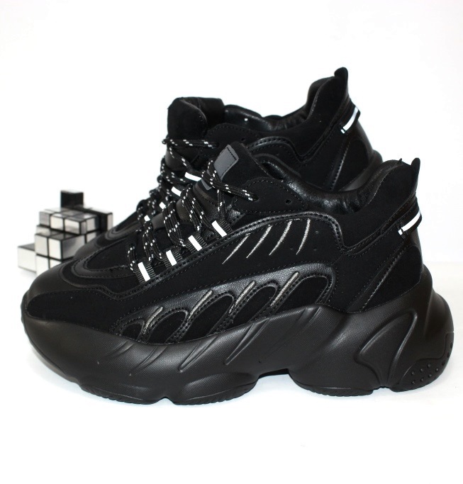 

Кроссовки женские тёплые Violetta 166-61-black 38 23.0см черный