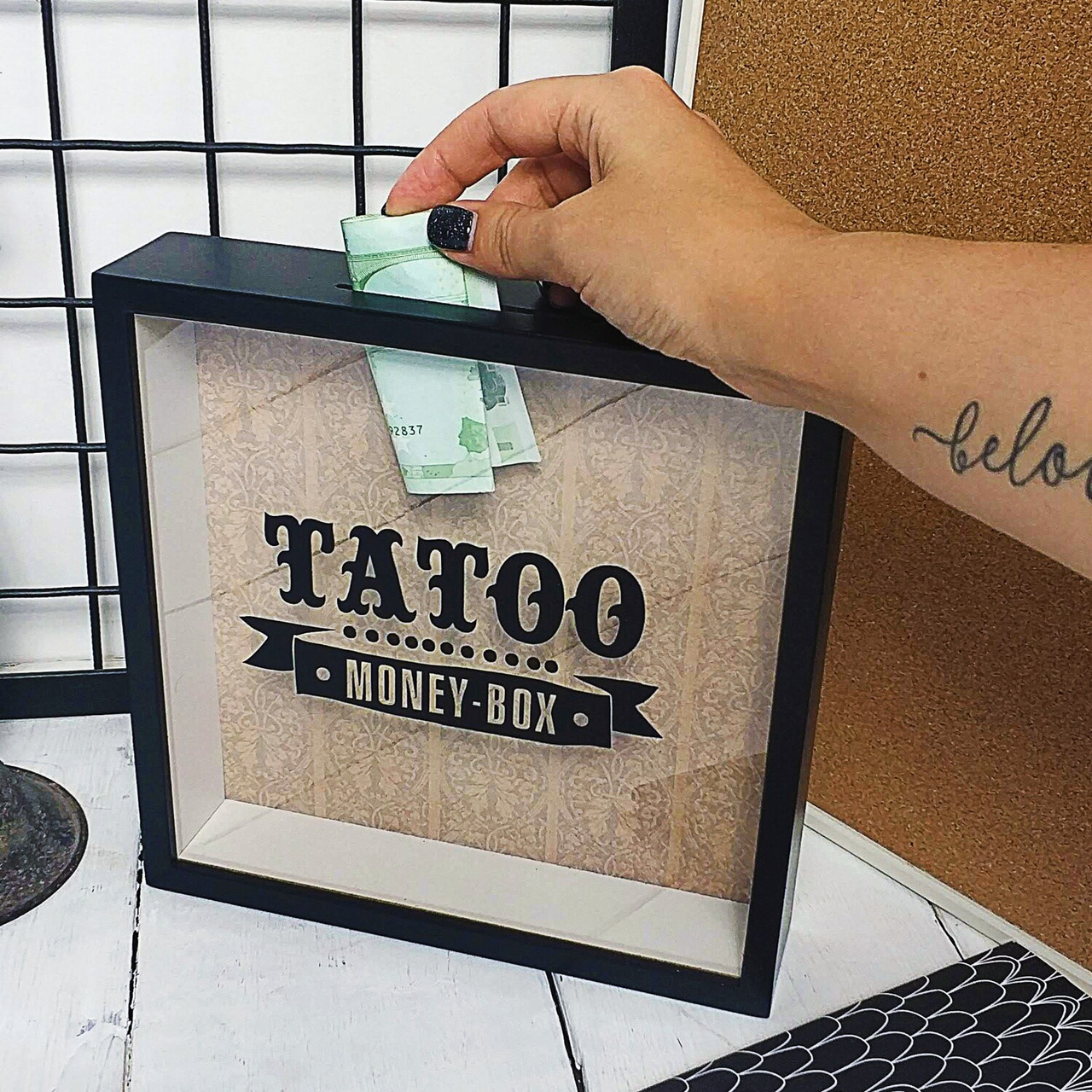 

Копилка для денег деревянная Presentville Tatoo 22x22x5 см