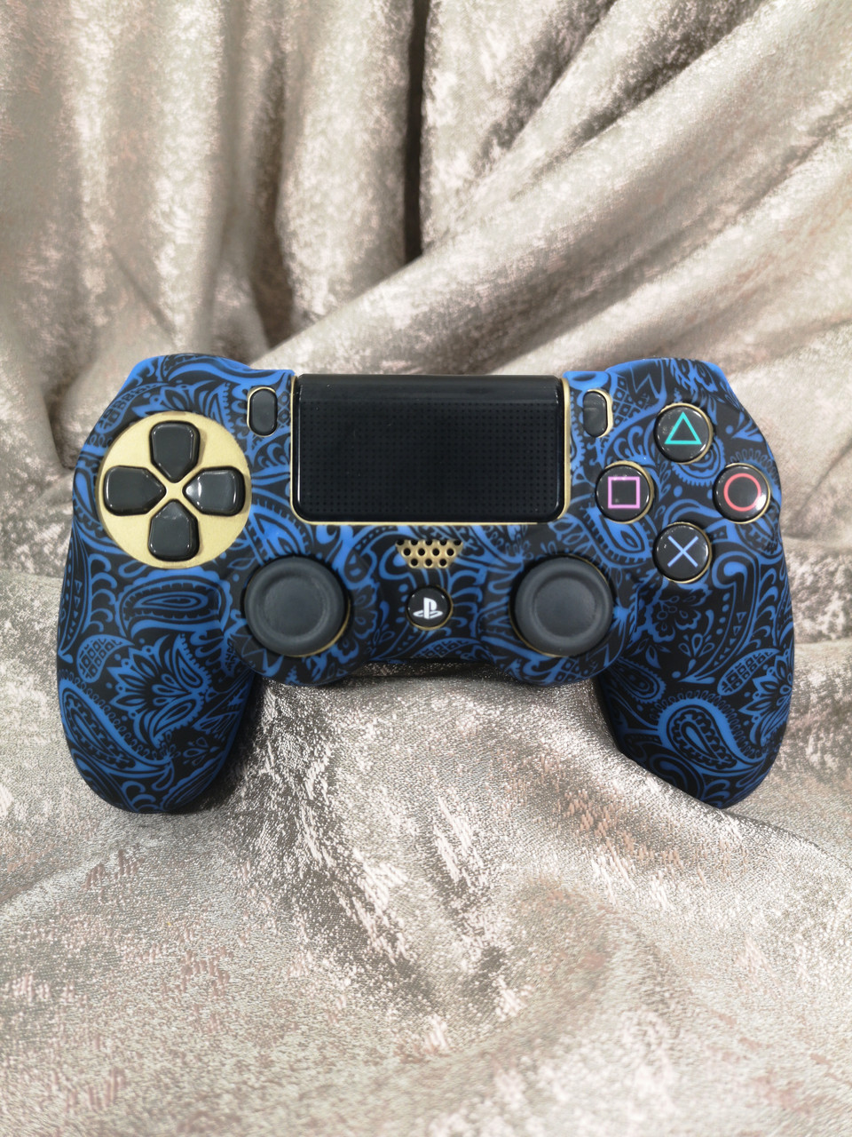 

Силиконовый чехол Game Teh X Lo для PS4 dualshock 4(Арт. 20101)