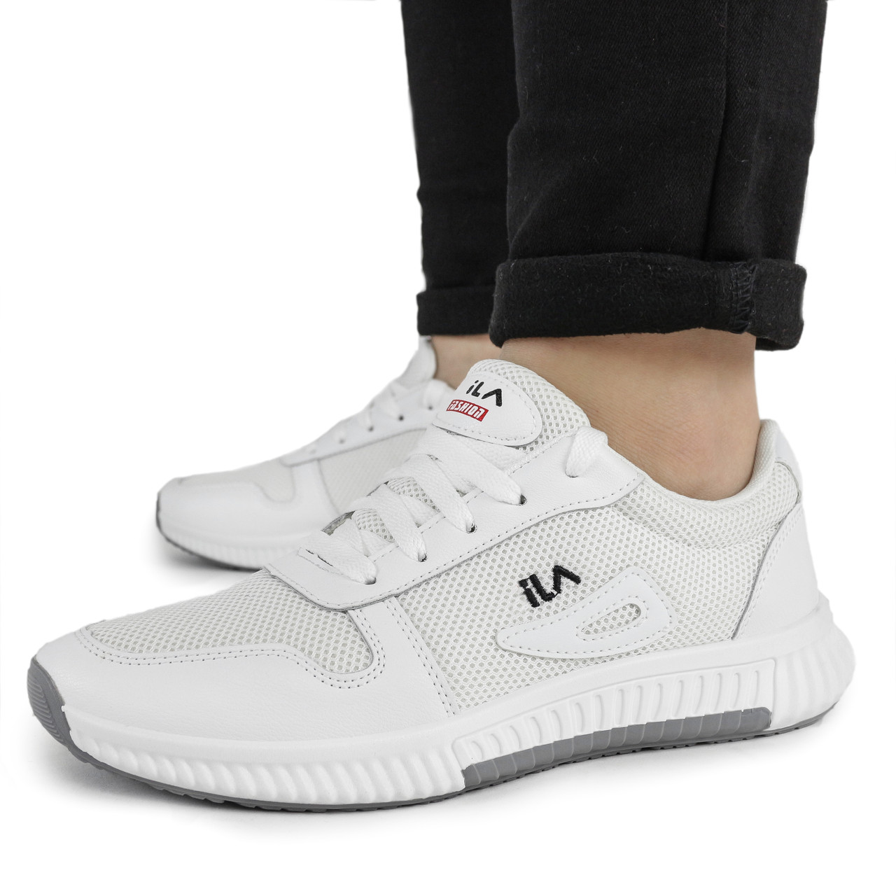 

Кроссовки ILA Fashion женские белые 39 р. 26 см