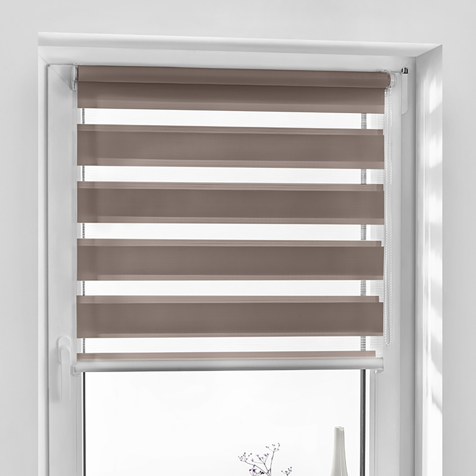 

Рулонные шторы День-Ночь BH00-1408 Коричневый (02) 60x140 см