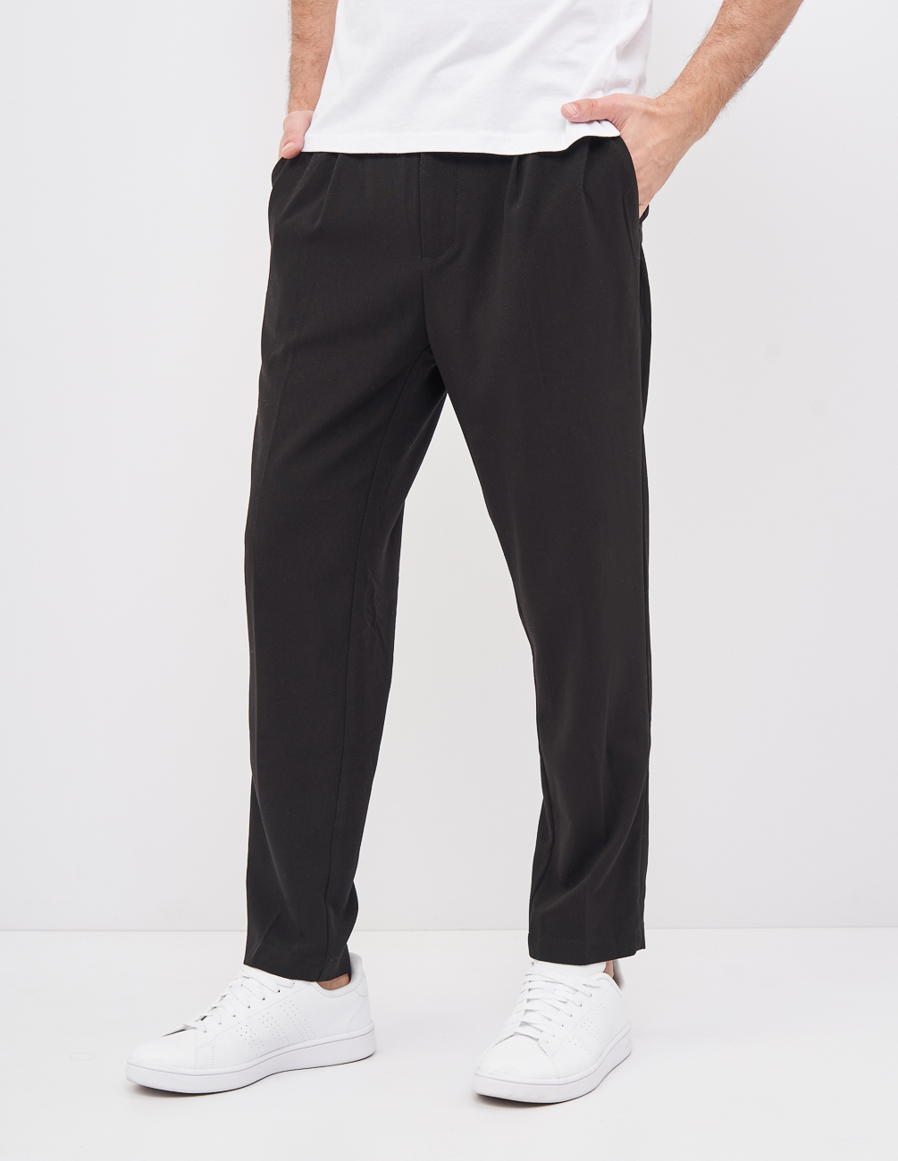 

Брюки PULL & BEAR М0105814 (5679/500/800) цвет черный 32