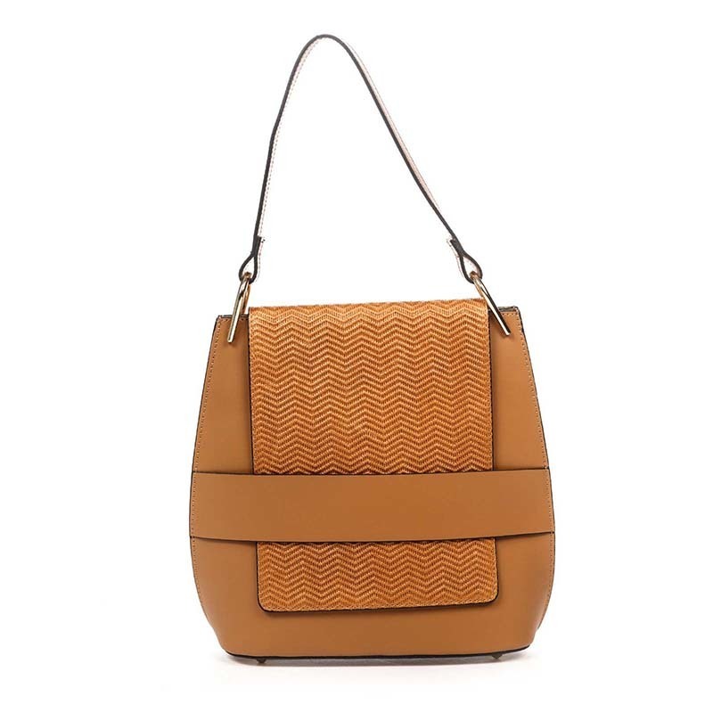 

Женская кожаная сумка Italian Bags Коньячный