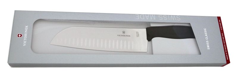 

Кухонный нож Victorinox SwissClassic Santoku 17см рифл. с чёрной ручкой (GB) (68523.17G)