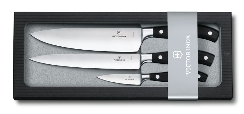 

Кухонный набор Victorinox Forged Сhef's Grand Maitre 3 ножа с чёрной ручкой (77243.3)