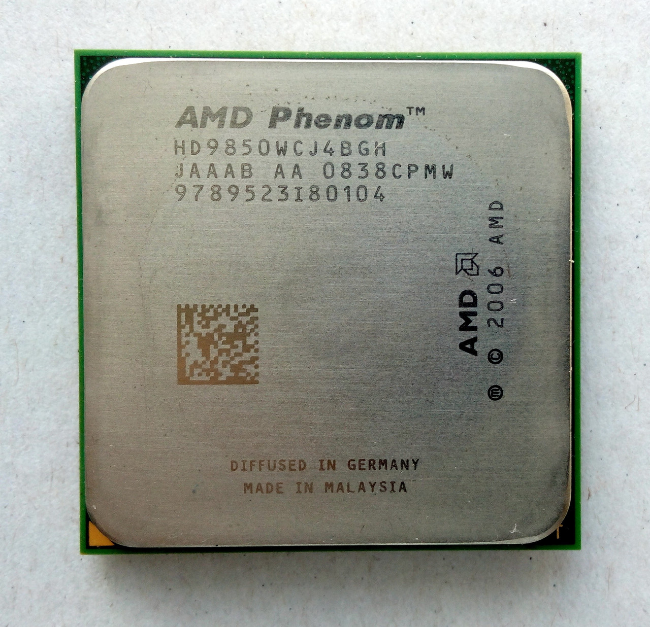 Процессор AMD Phenom X4 9850 2,5GHz sAM2+ Tray 95 watt (HD9850WCJ4BGH