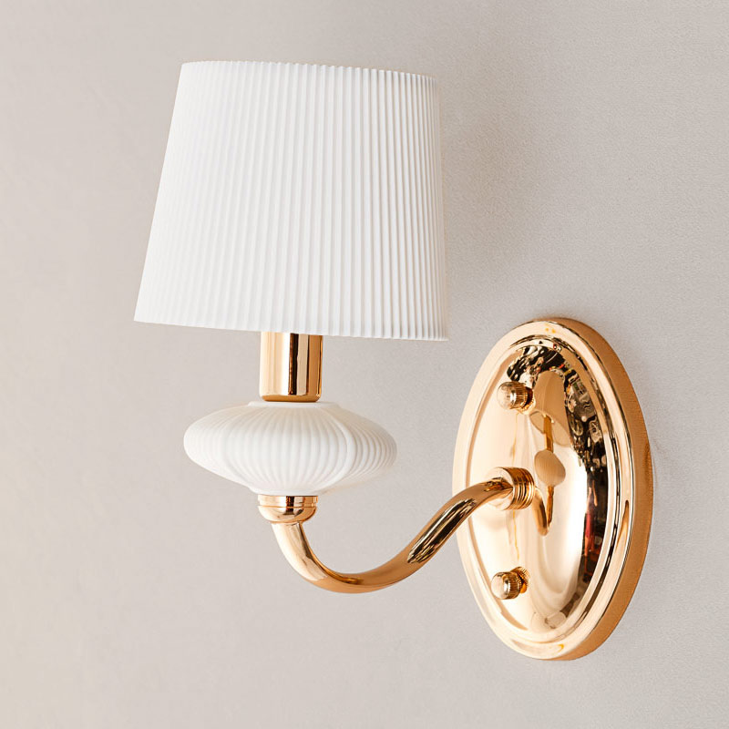 

Бра настенное с абажуром Light House ES-15453/1wh золото