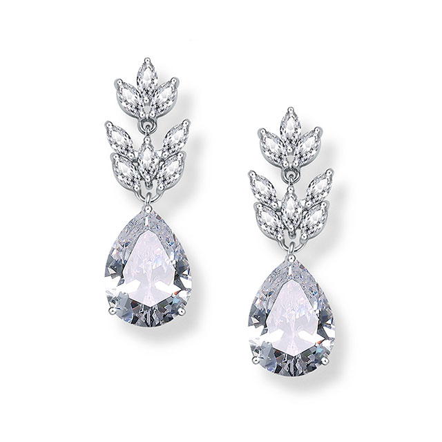

Серьги Каменный каскад DiaDemaGrand Серебряный с белым камнем (041730-15-2)