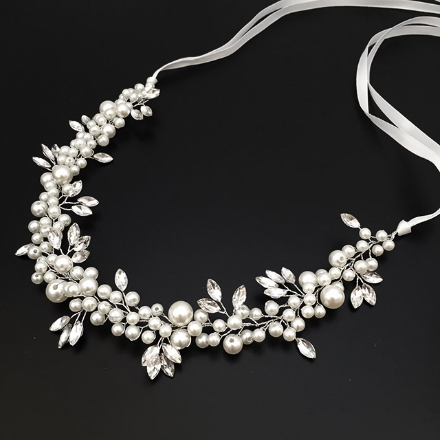 

Венок Эдинбургский DiaDemaGrand Серебряный с белым жемчугом (041804-15-2)