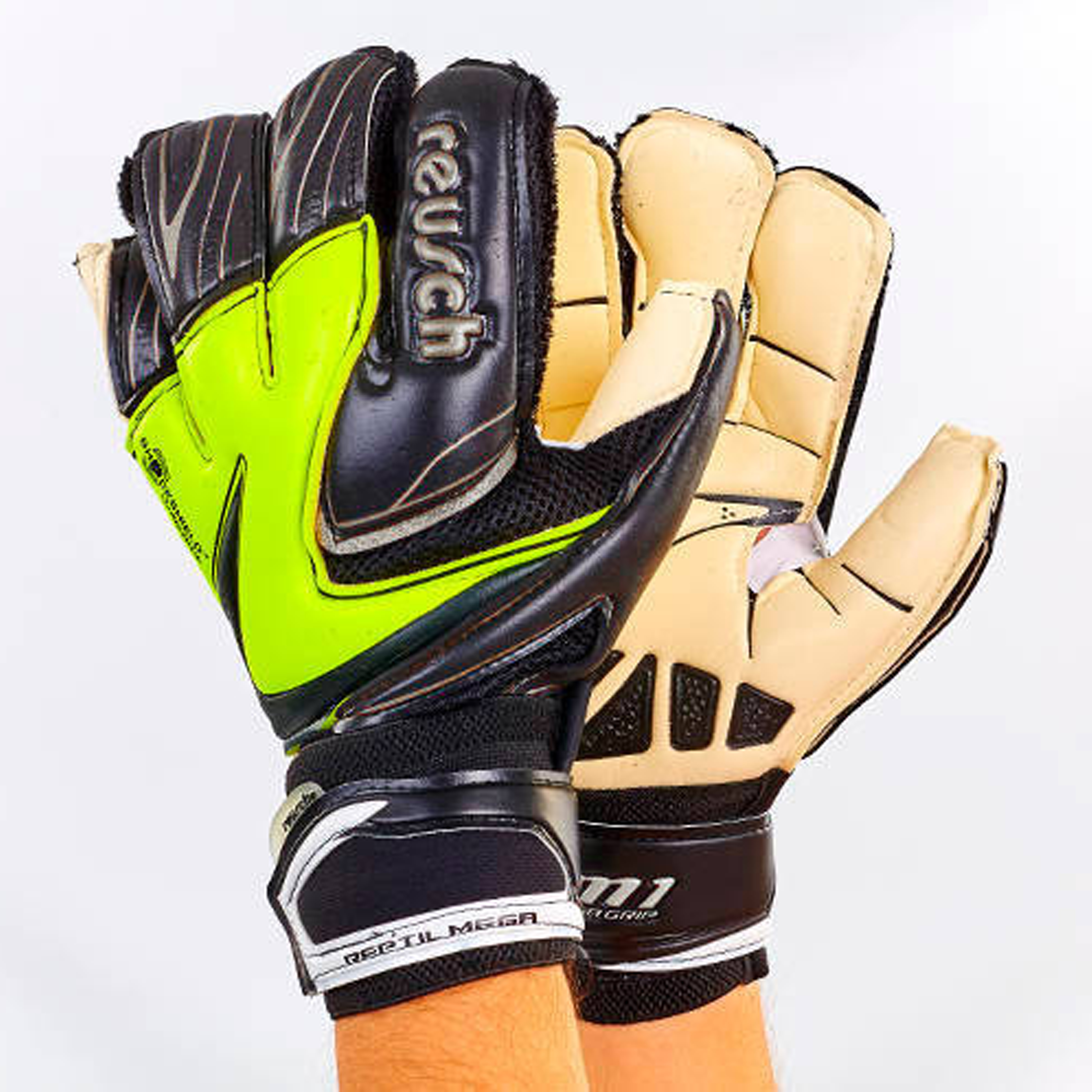 

Перчатки вратарские REUSCH Размер 10 FB-812-3