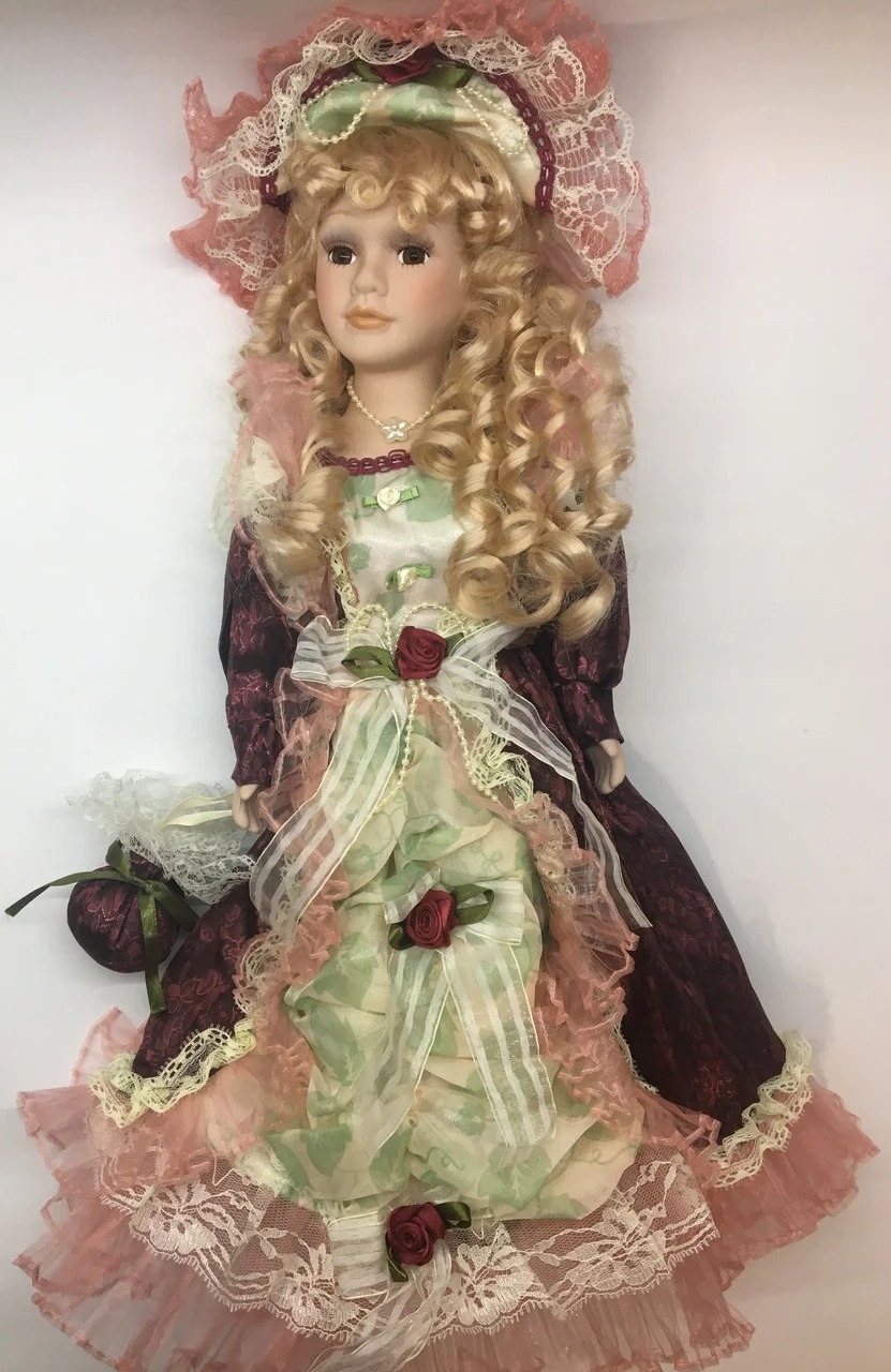 

Кукла сувенирная, фарфоровая, коллекционная 45 см 1303-09 A