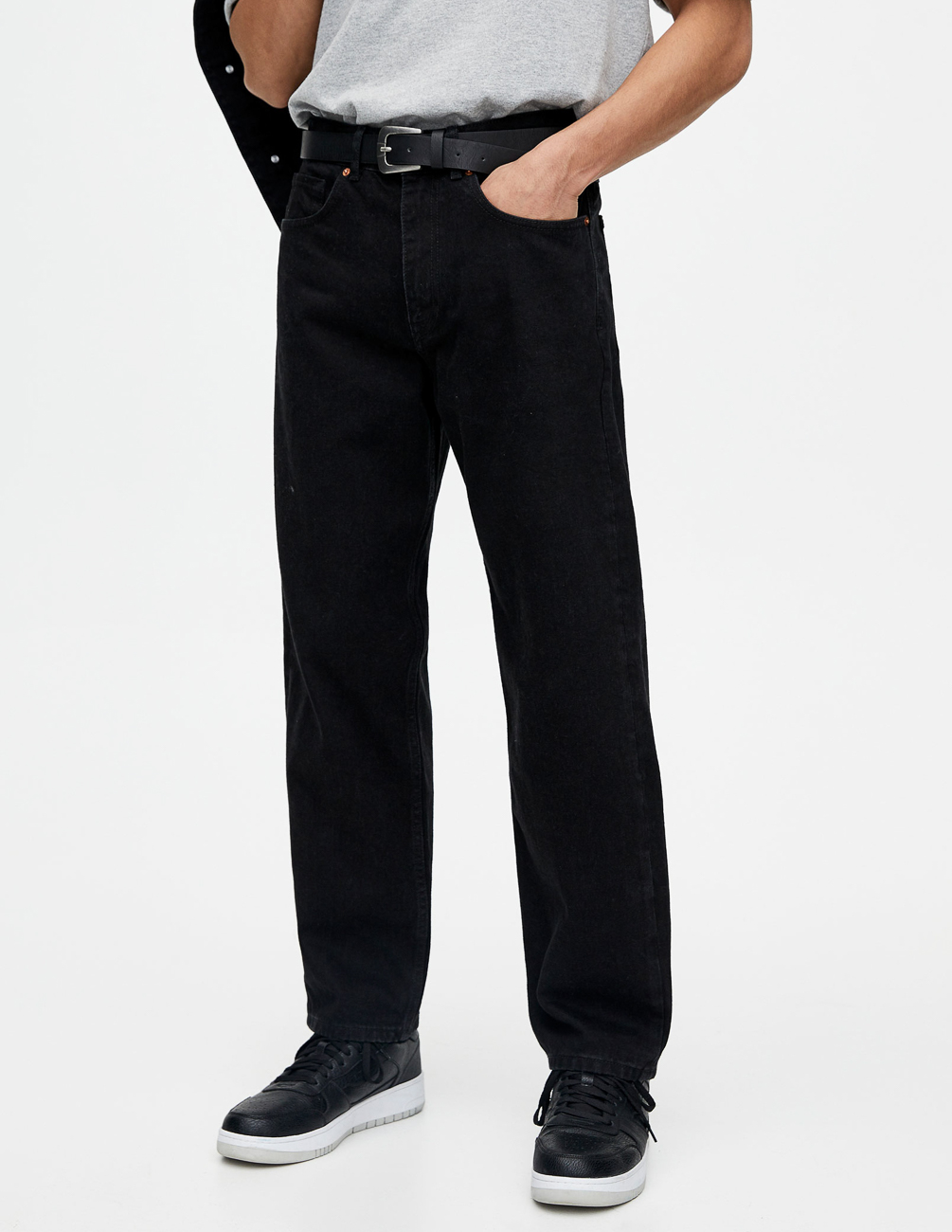 

Джинсы PULL & BEAR М0105761 (5689/584/800) цвет черный 31
